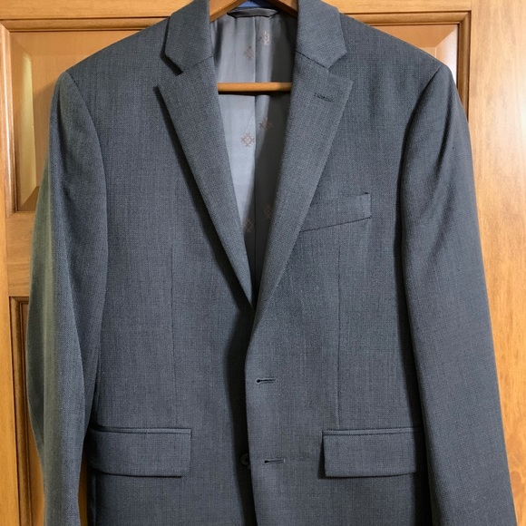 Grey Birdseye suit. - Picture 2 of 3